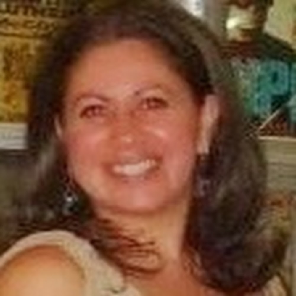 Meet your Posher, Mayra